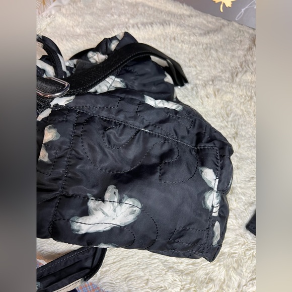 Marc Jacob’s black floral diaper bag with changing pad. - Picture 8 of 16